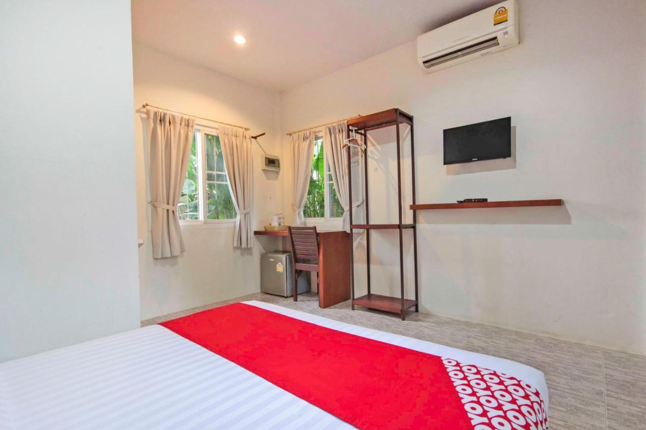 Oyo 75312 Banana Lodge Khao Lak Exterior foto